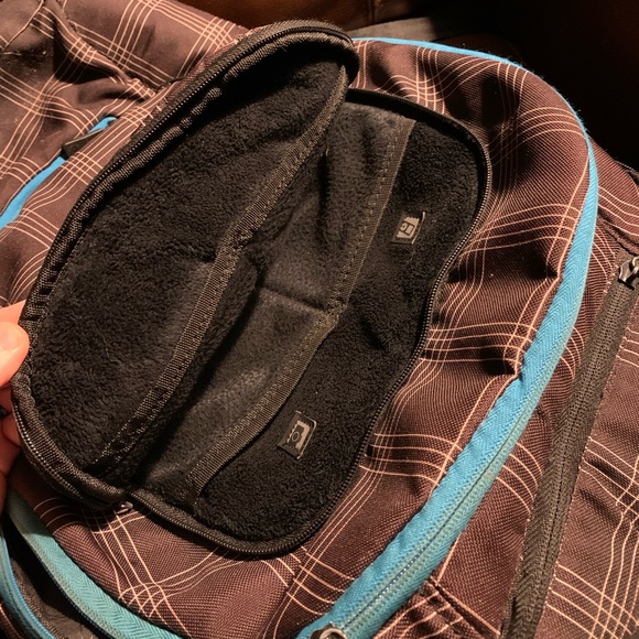 OGIO backpack with laptop compartment - Picture 4 of 6